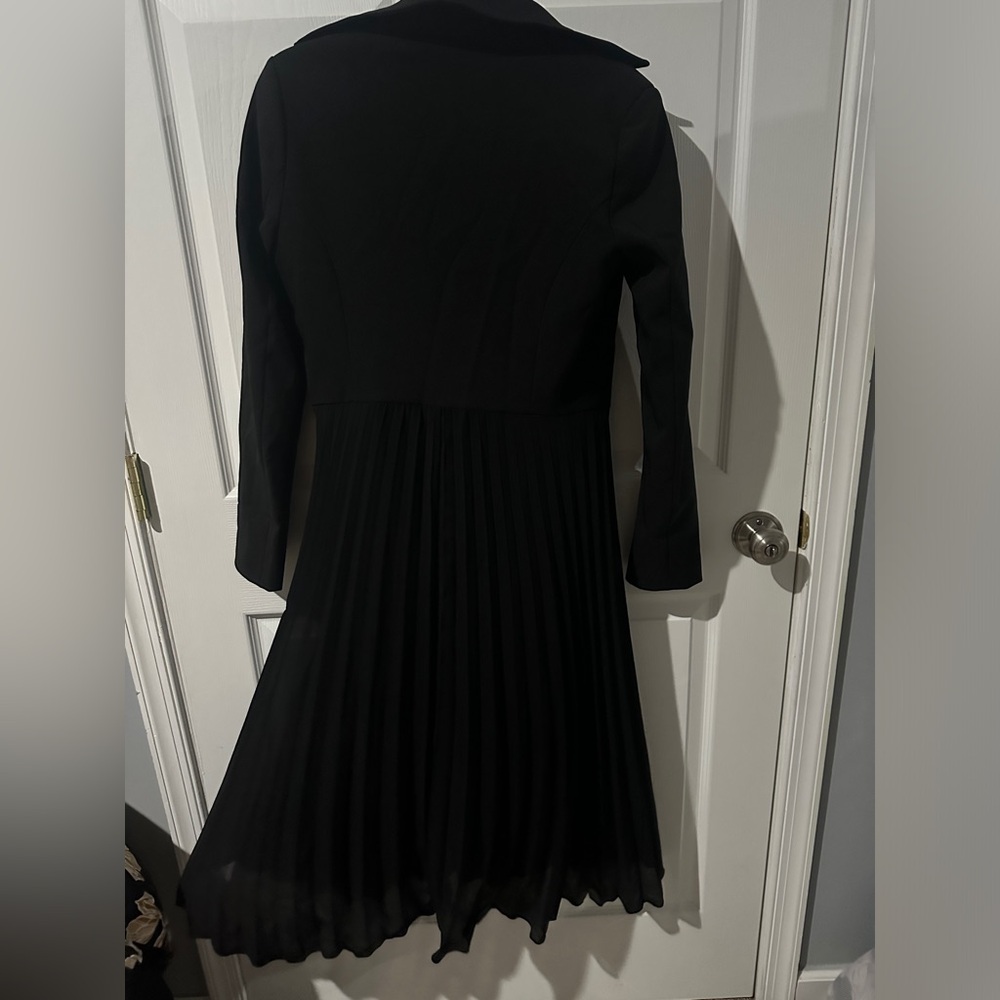 Rinascimento Plissé Coat Midi Crepe Long Coat in Black - Medium - Picture 5 of 5